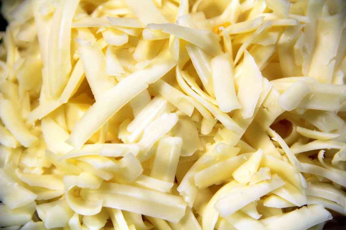 Monterey Jack Vs Mozzarella (Are They The Same?)