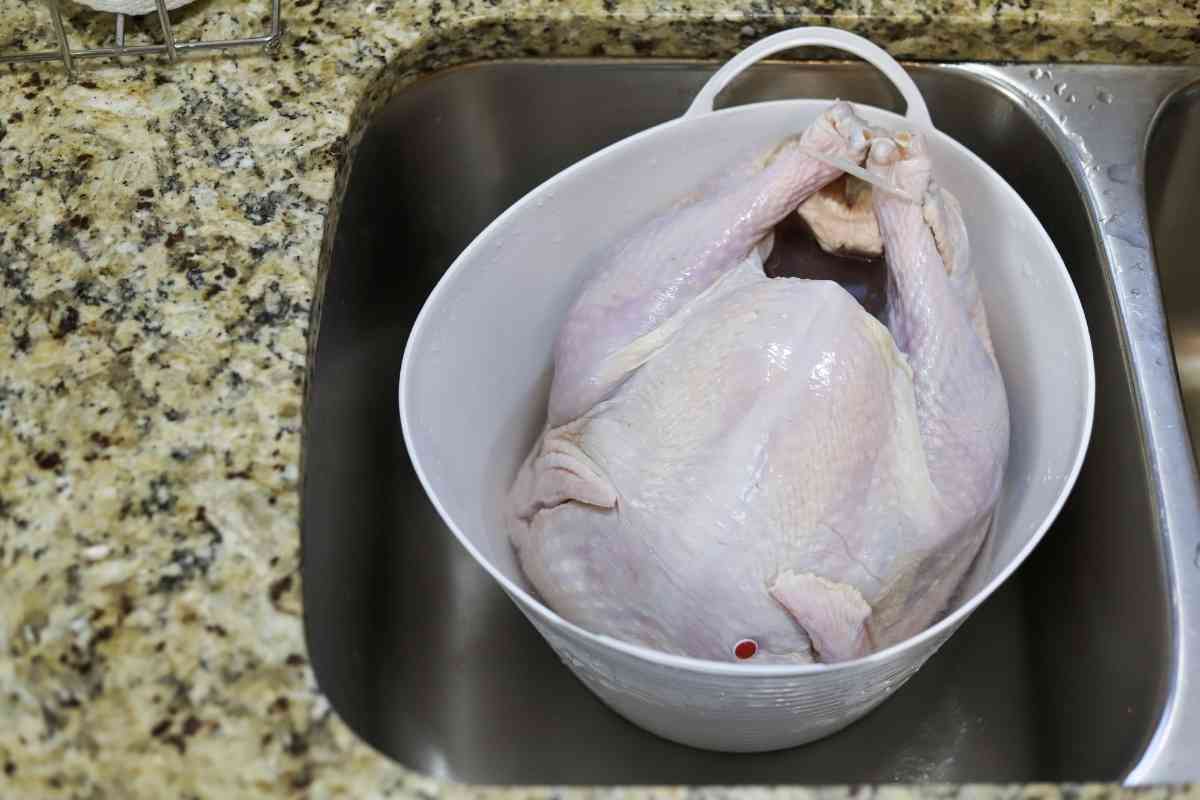 How Long To Thaw A 15 Pound Turkey In The Refrigerator?
