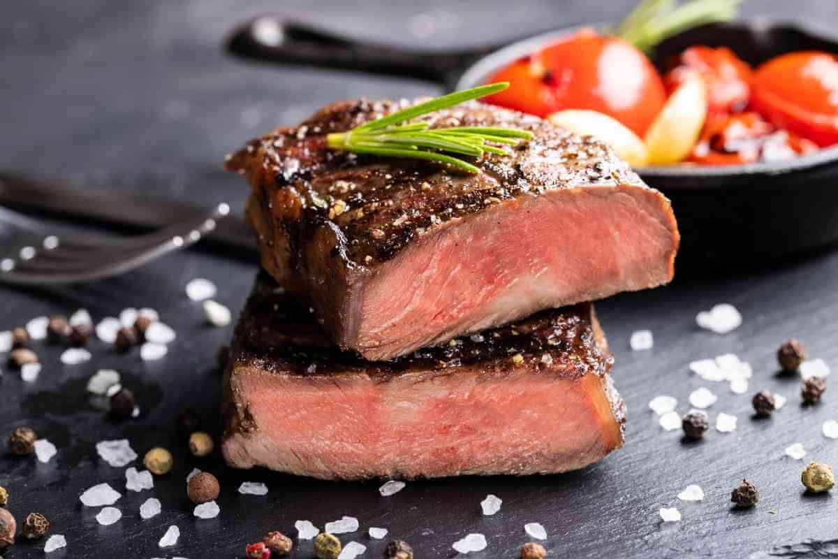 7 Best Beef Tenderloin Substitutes