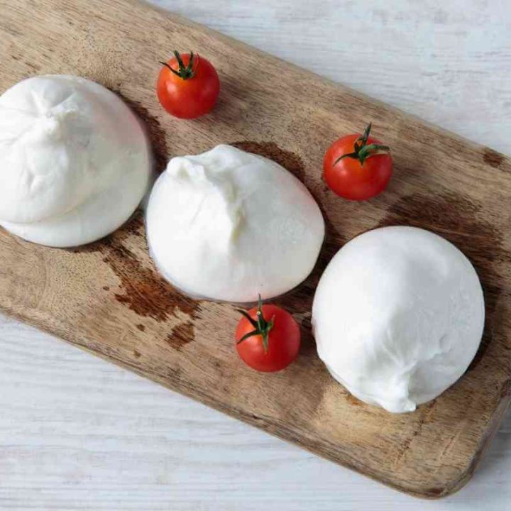 Burrata Vs Mozzarella Major Differences