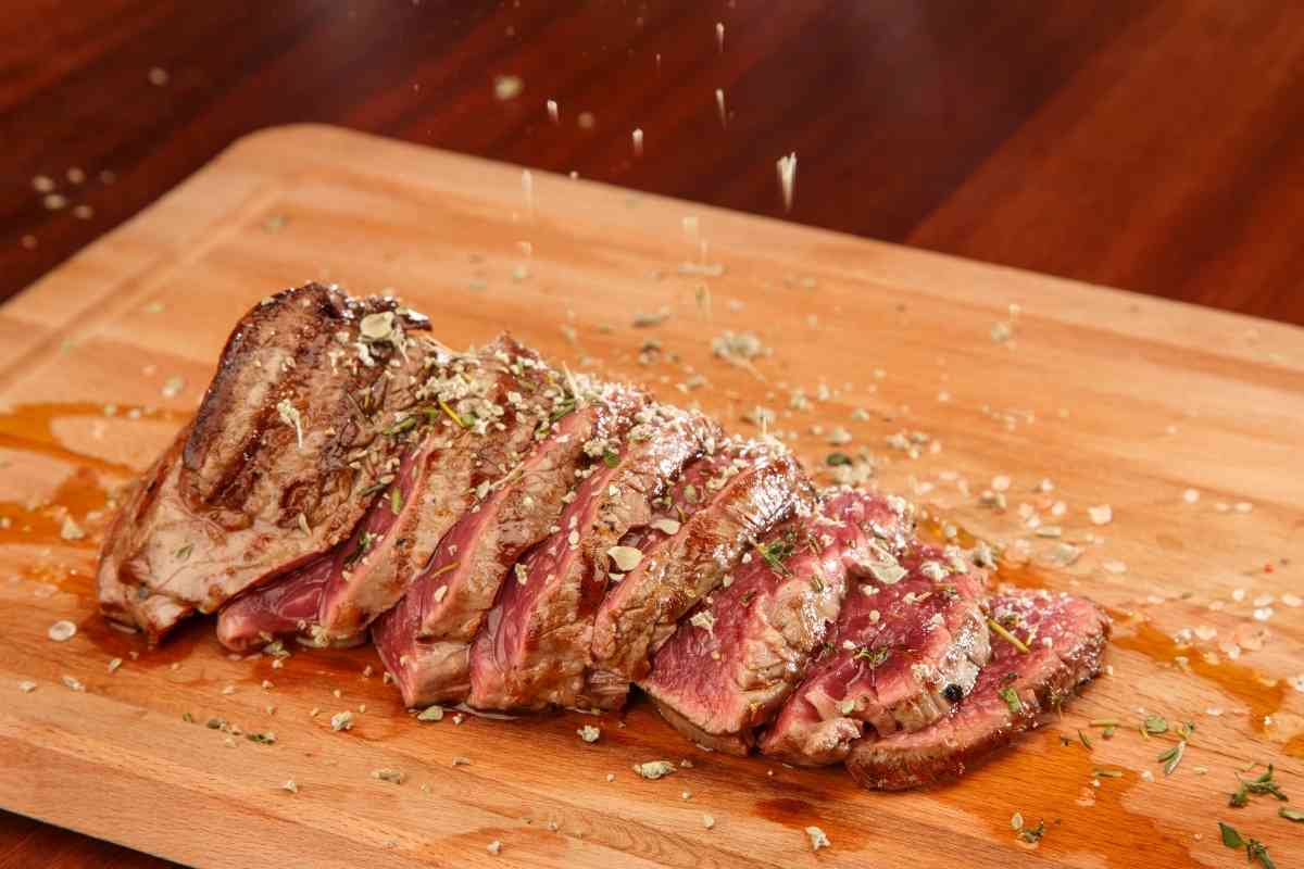 How Many Pounds Of Beef Tenderloin For 10 Adults how-many-pounds-of-beef-tenderloin-for-10-adults