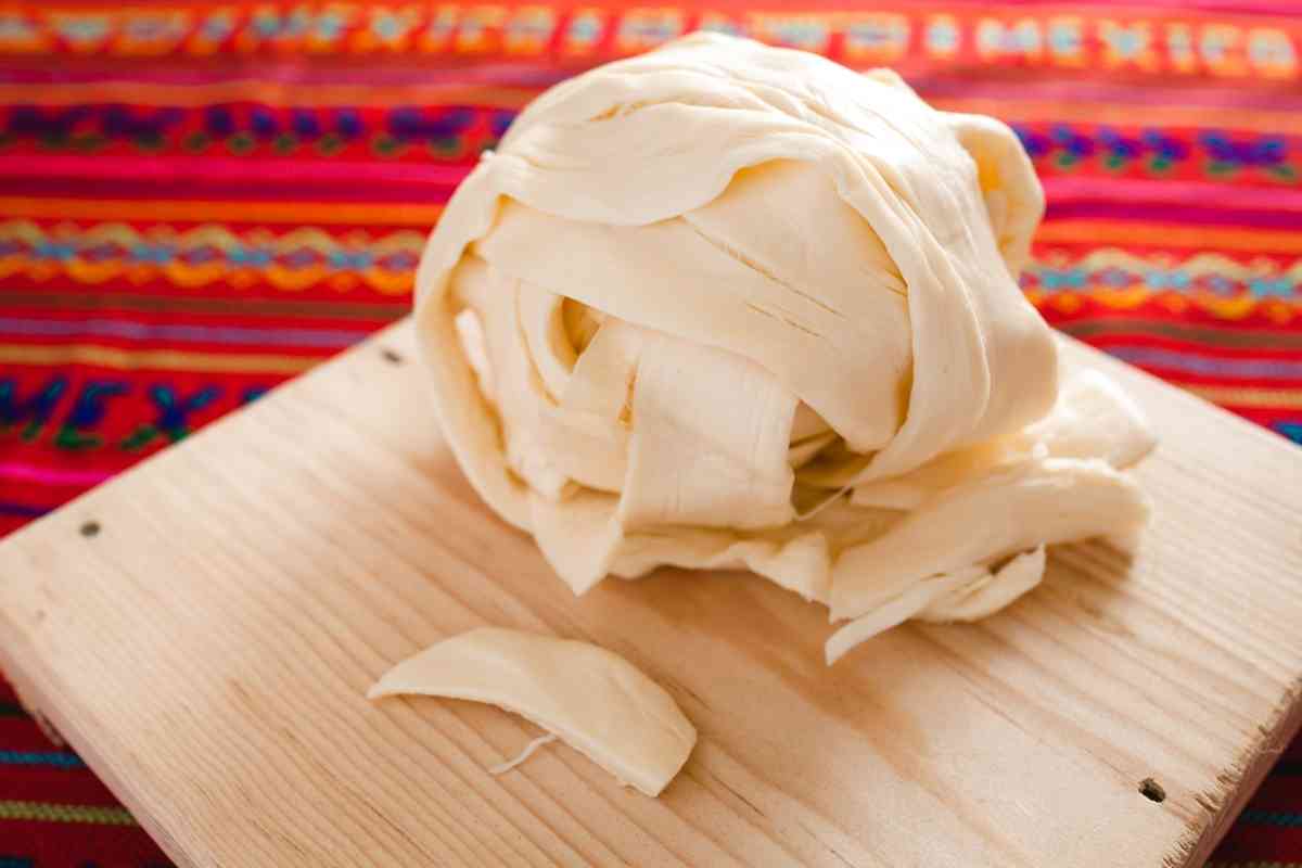 Does Oaxaca Cheese Melt? (Explained)
