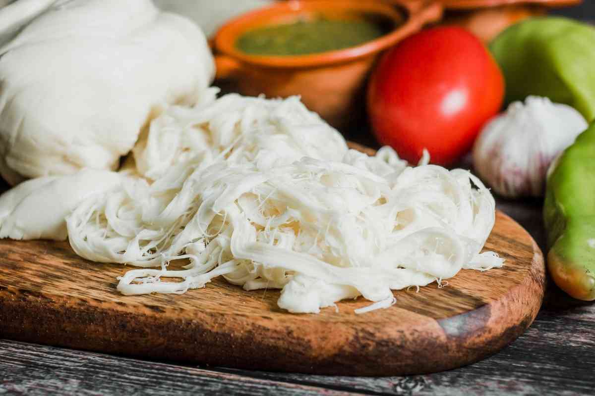 Does Oaxaca Cheese Melt? (Explained)