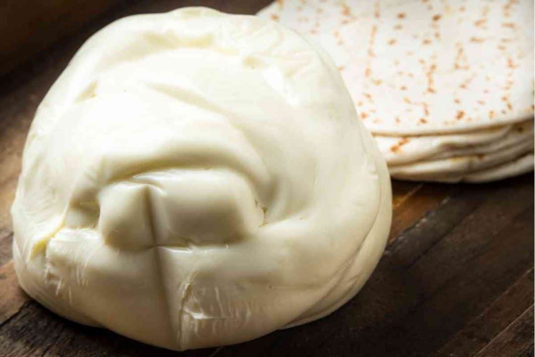 Does Oaxaca Cheese Melt? (Explained)